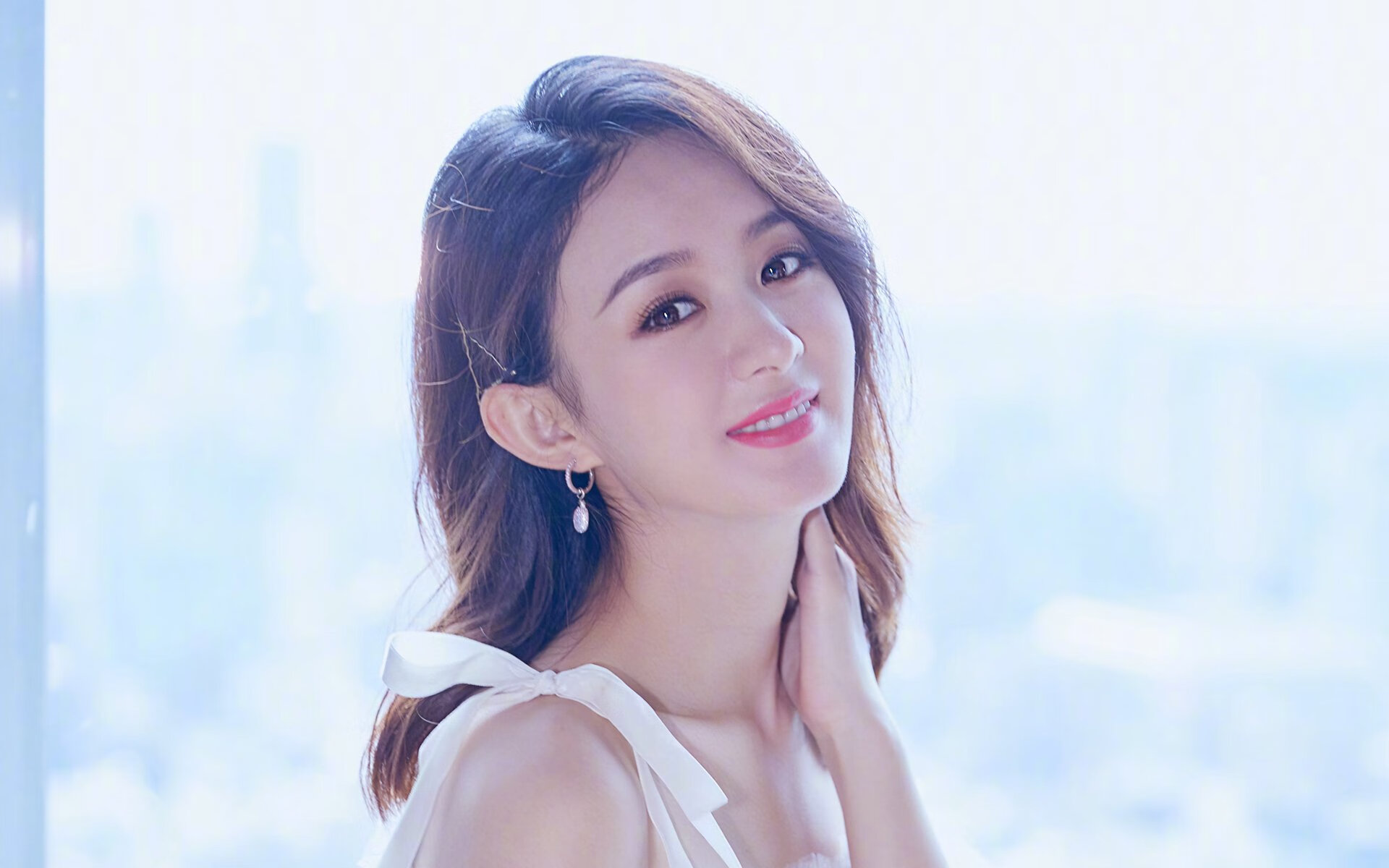加布里埃尔·卡瓦略在国际队表现出色，吸引海外关注，加布里埃尔·瓦尔加