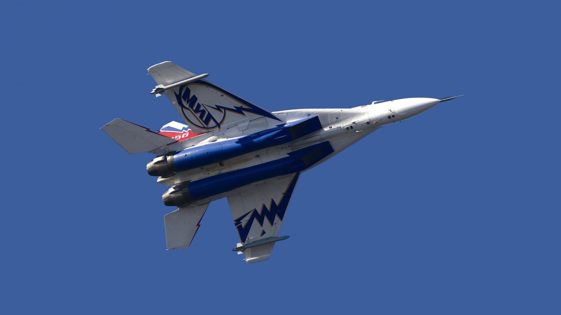 AYX GAME-国际米兰击败热那亚，继续领跑榜首，国际米兰对热那亚比赛视频