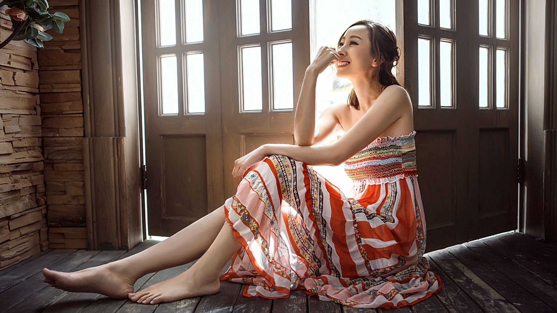 冬奥体验中心开放吸引大量青少年参与,冬奥会体验中心