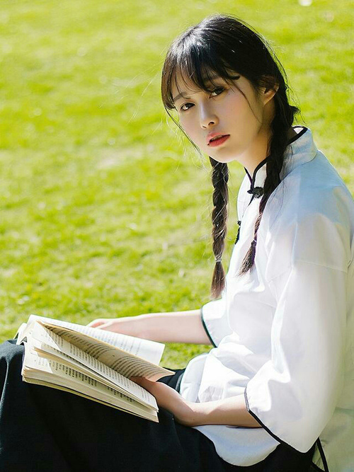 青少年体育蓬勃发展全民健身热情高涨，青少年 体育