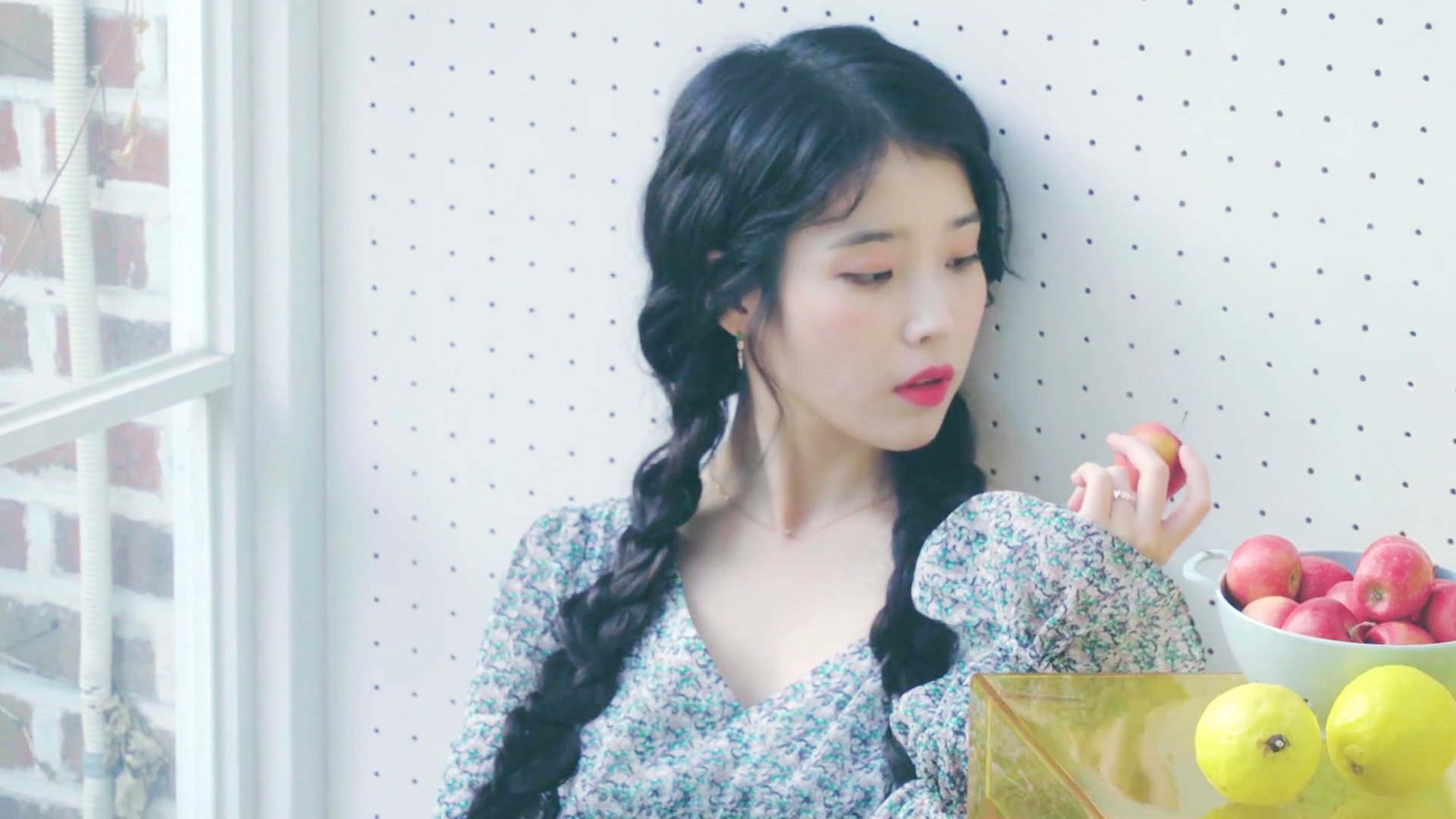 爱游戏体育app-詹姆斯预测未来球员将更加多元全面，詹姆斯预言