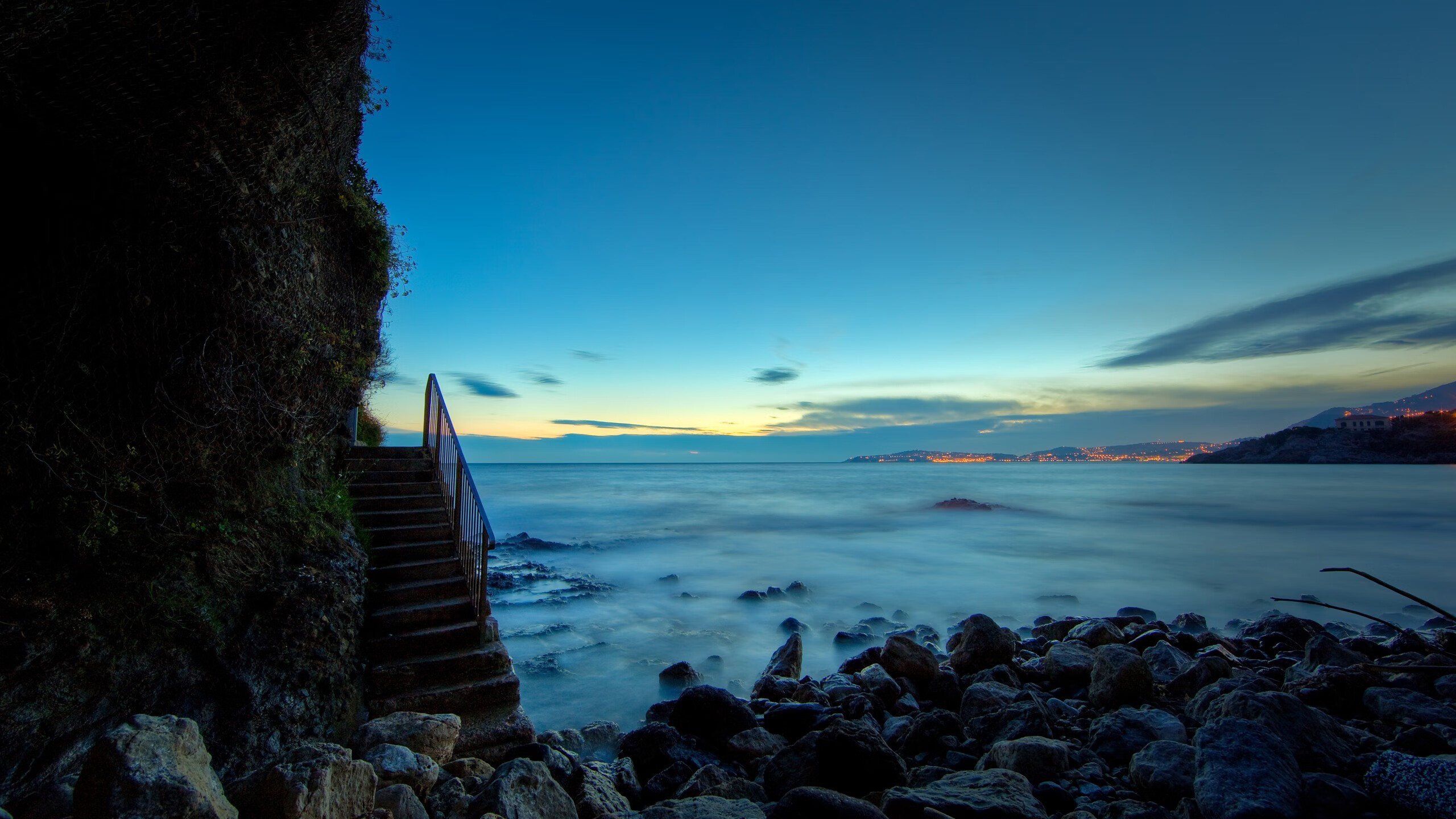 陈芋汐决赛夺冠背后的努力故事，陈芋汐赛后采访哭了视频